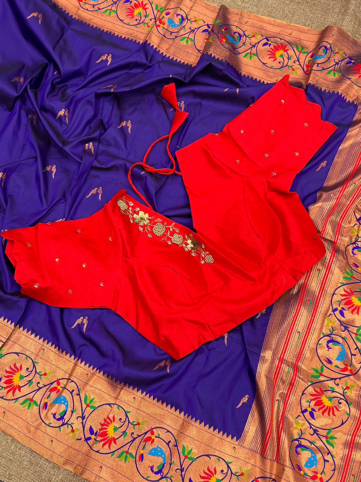 Semi Brocket Paithani