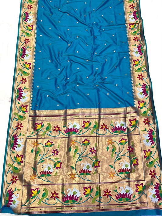 Rajhauns Paithani Saree