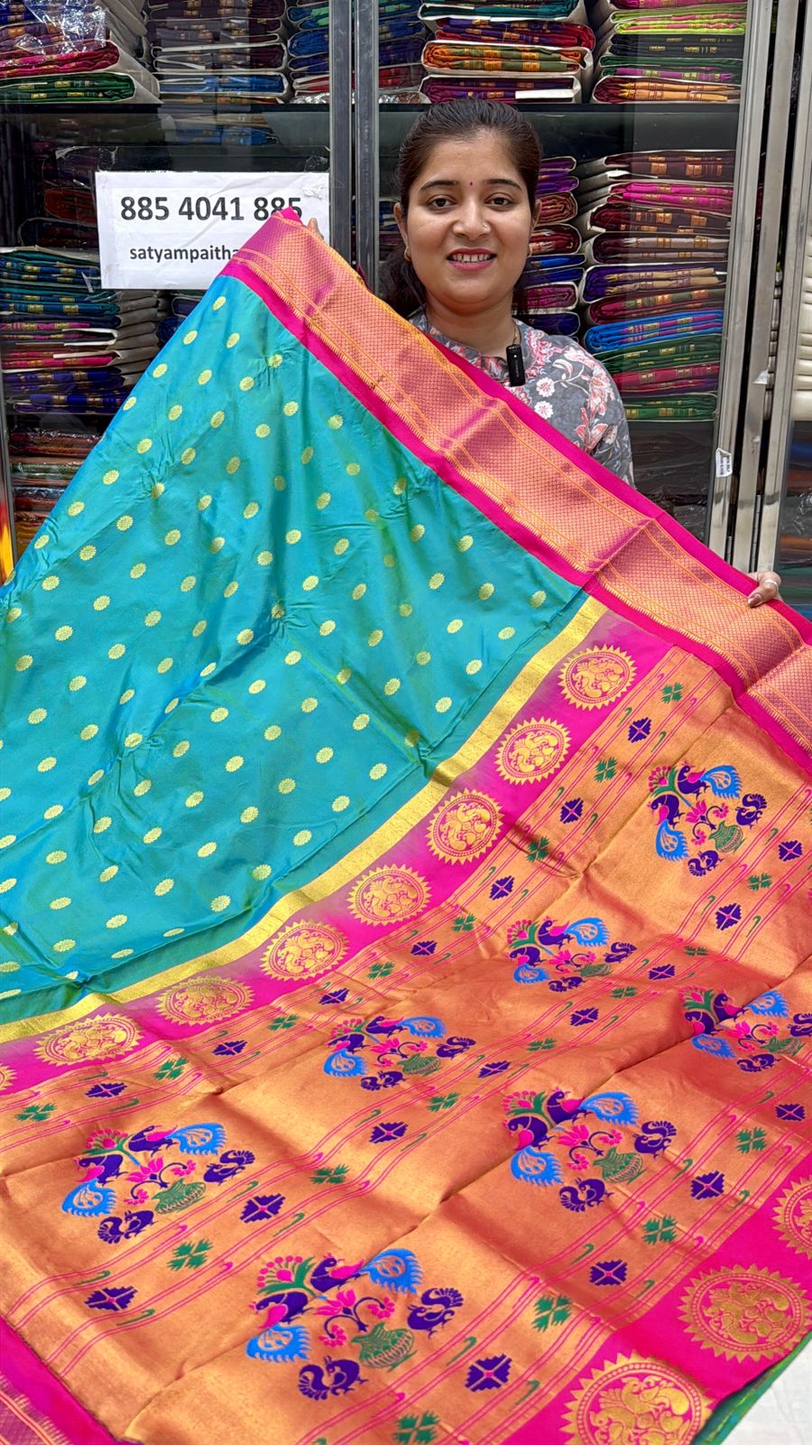 Pure Silk Kadiyal Border Paithani