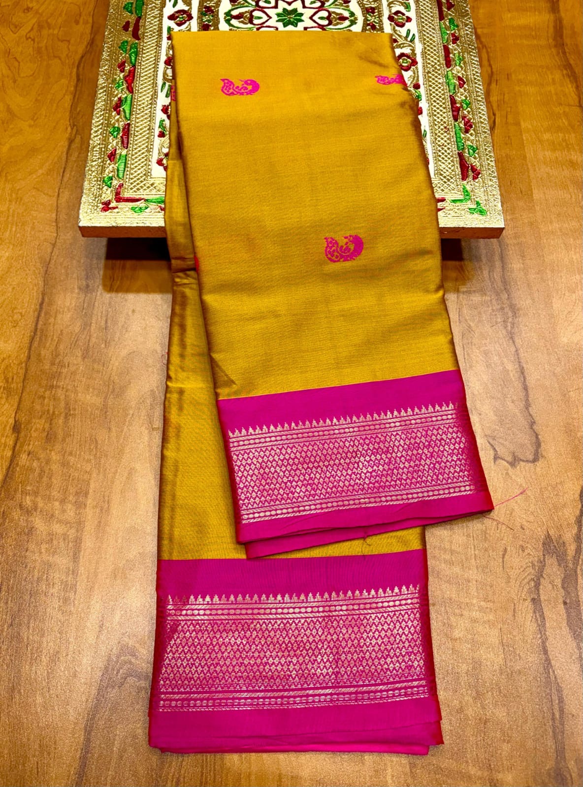 Mor paithani saree