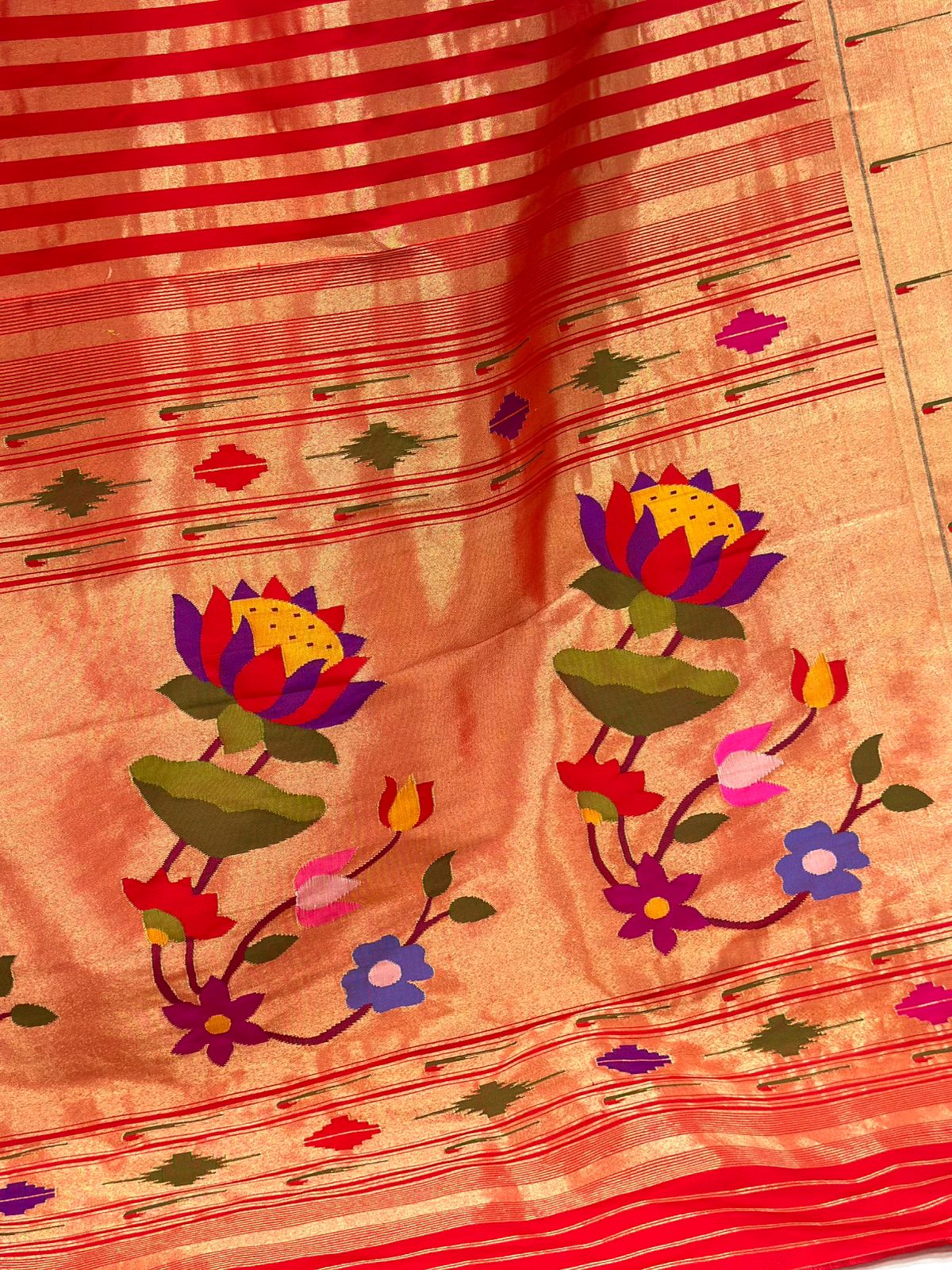 Handwoven Muniya Border Paithani Saree
