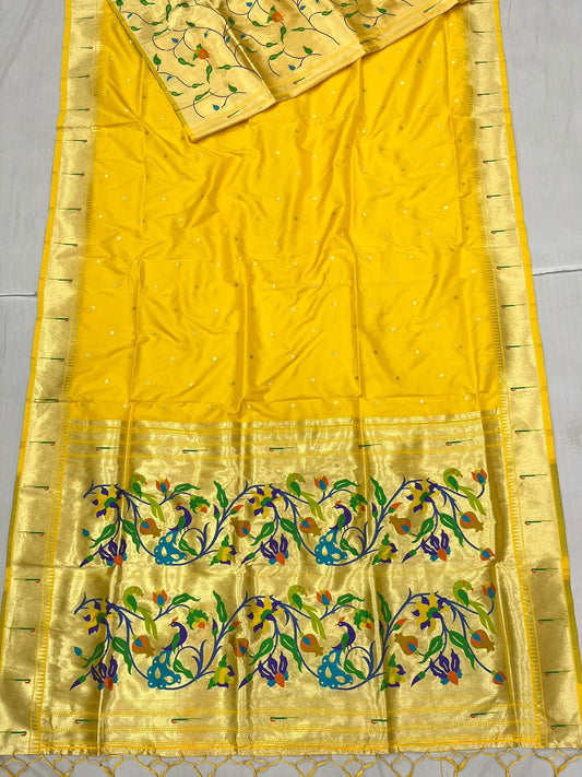 Premium Muniya Paithani Saree