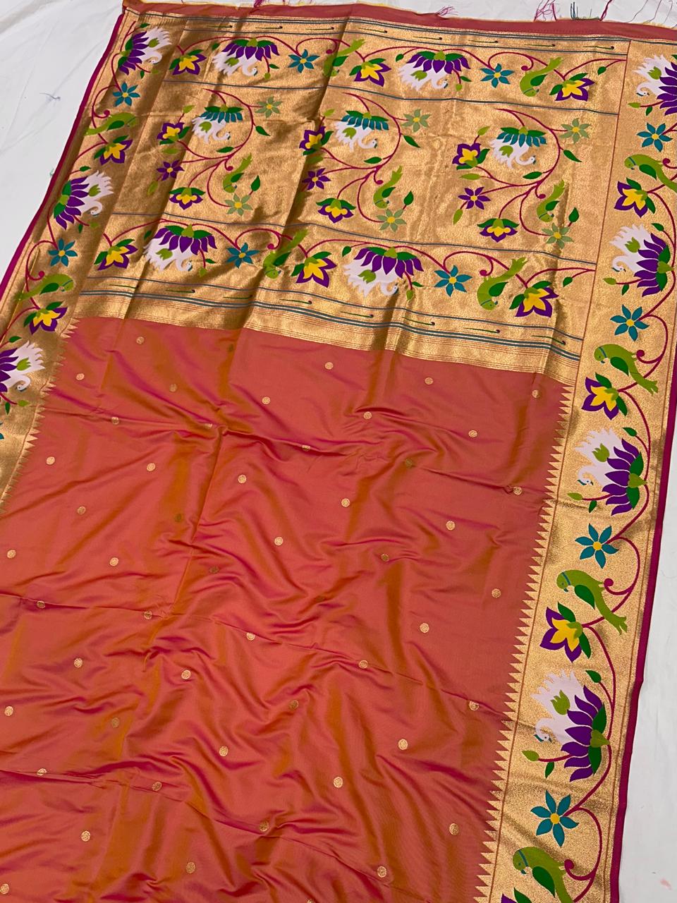 Rajhauns Paithani Saree