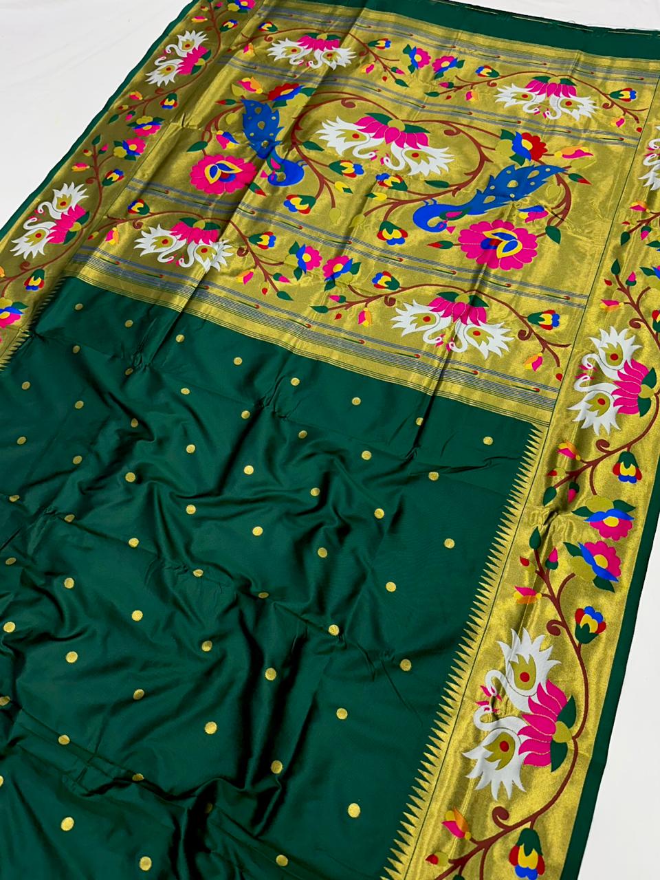Rajhuns Paithani Saree