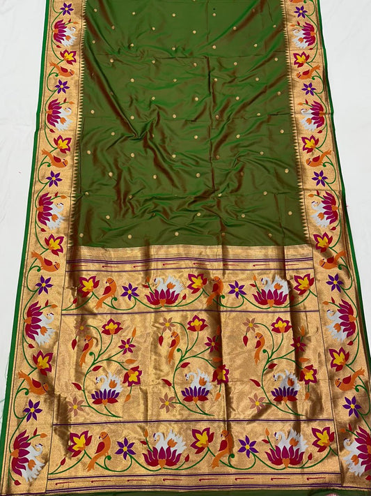 Rajhauns Paithani Saree